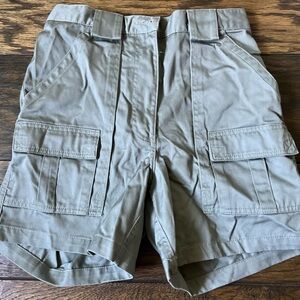 Weekenders sage Green Cargo Shorts Relaxed Fit